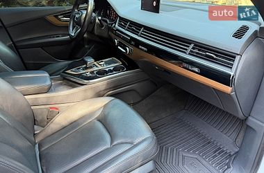 Внедорожник / Кроссовер Audi Q7 2016 в Киеве