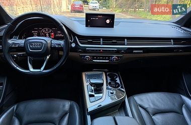 Внедорожник / Кроссовер Audi Q7 2016 в Киеве