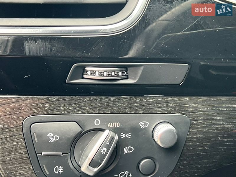 Позашляховик / Кросовер Audi Q7 2017 в Одесі
