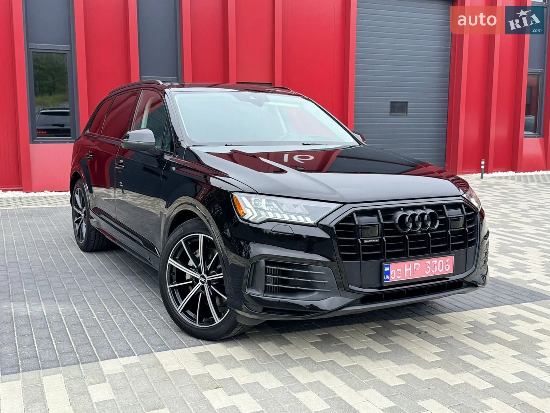 2020 Audi Q7 - фото 1