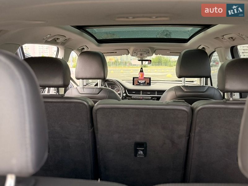 Позашляховик / Кросовер Audi Q7 2015 в Києві фото 29 Позашляховик / Кросовер Audi Q7 2015 в Києві