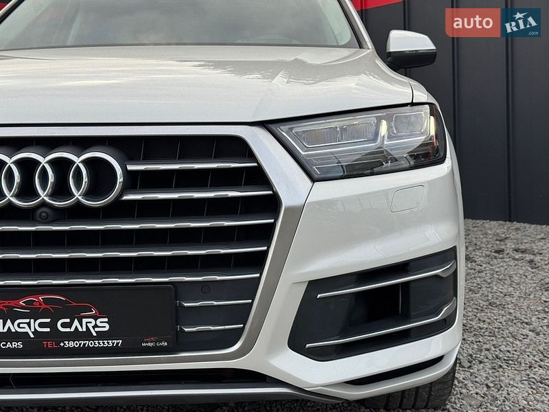 Внедорожник / Кроссовер Audi Q7 2016 в Луцке
