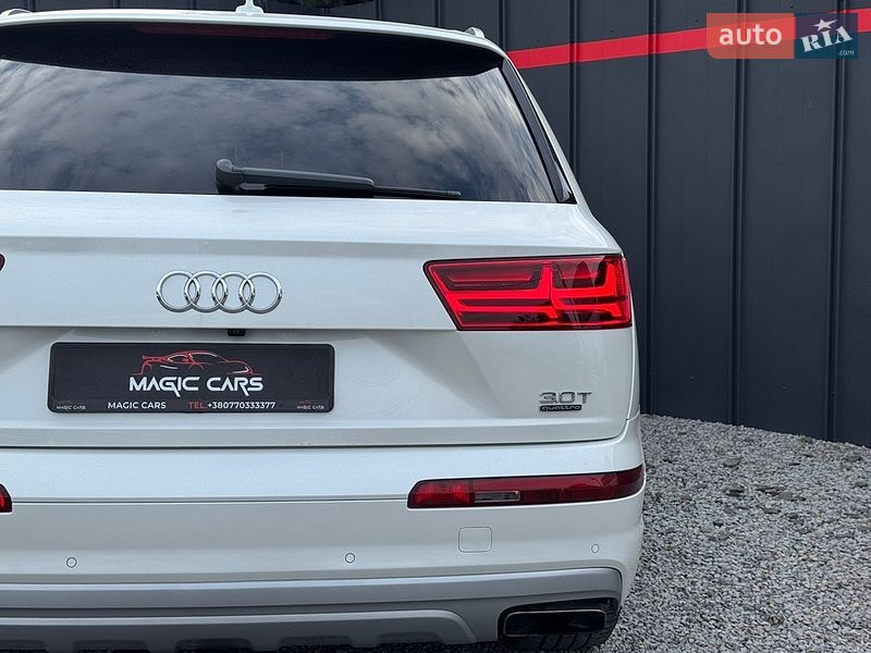 Внедорожник / Кроссовер Audi Q7 2016 в Луцке