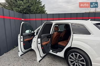 Внедорожник / Кроссовер Audi Q7 2016 в Луцке
