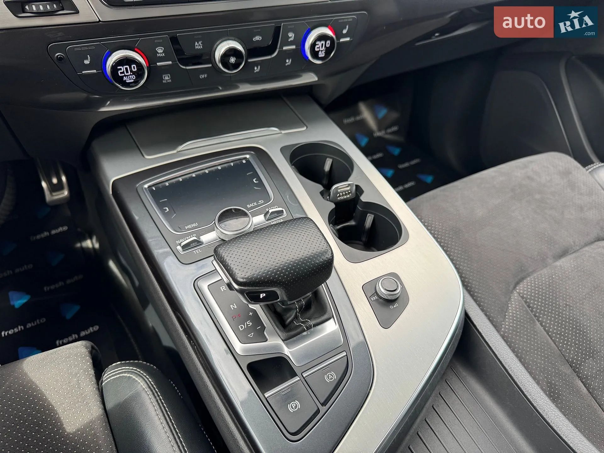 2018 Audi Q7 - мініатюра 26