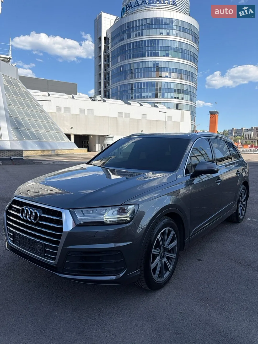 2016 Audi Q7 - мініатюра 2