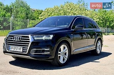 Позашляховик / Кросовер Audi Q7 2016 в Дніпрі