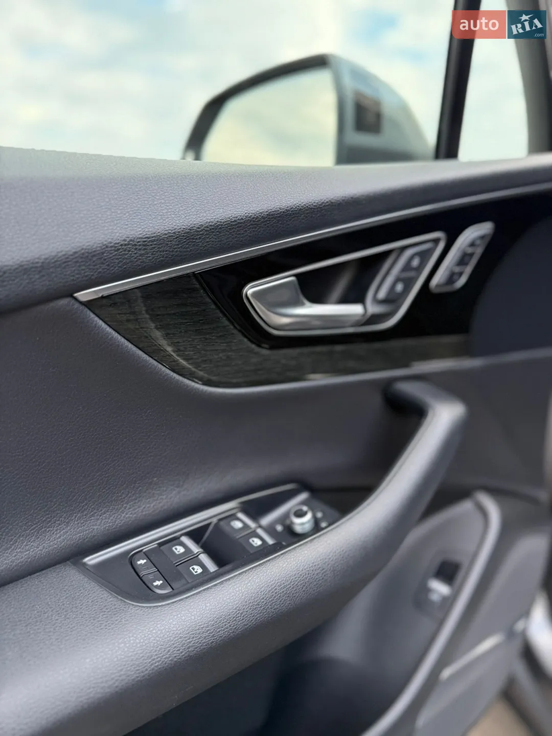 2016 Audi Q7 - мініатюра 32