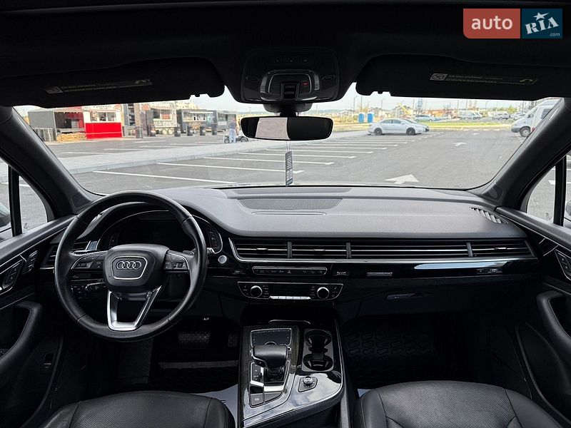 Внедорожник / Кроссовер Audi Q7 2016 в Ровно