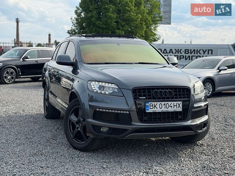 Внедорожник / Кроссовер Audi Q7 2012 в Сарнах