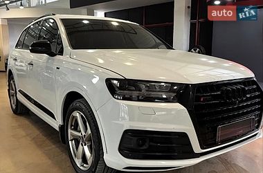 Позашляховик / Кросовер Audi Q7 2018 в Запоріжжі