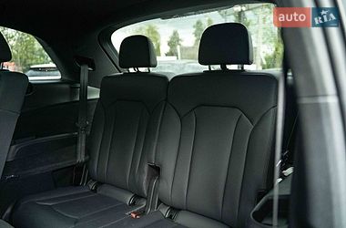 Внедорожник / Кроссовер Audi Q7 2020 в Черновцах