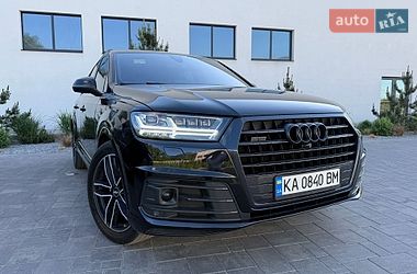 Позашляховик / Кросовер Audi Q7 2016 в Луцьку