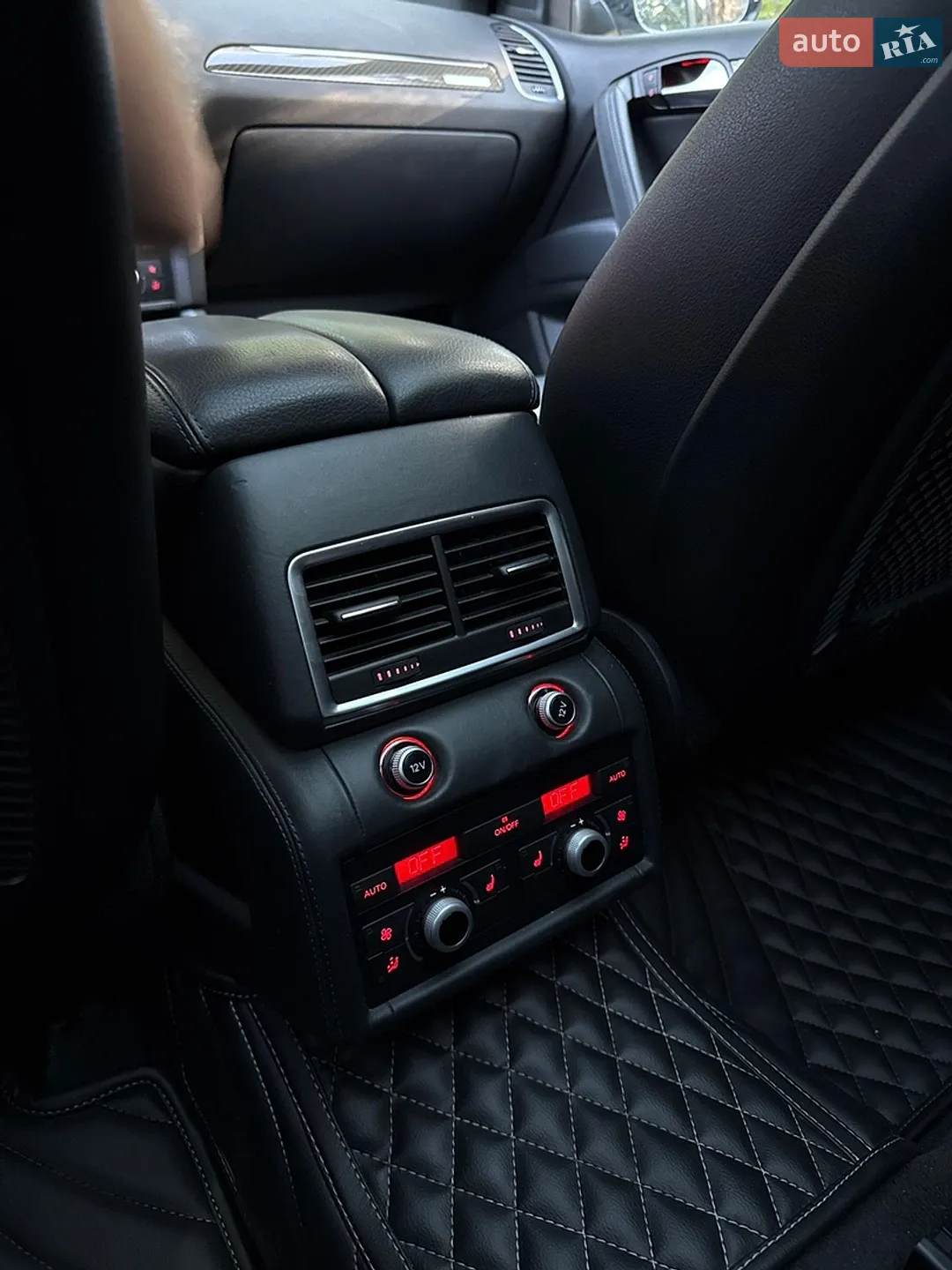2015 Audi Q7 - мініатюра 16