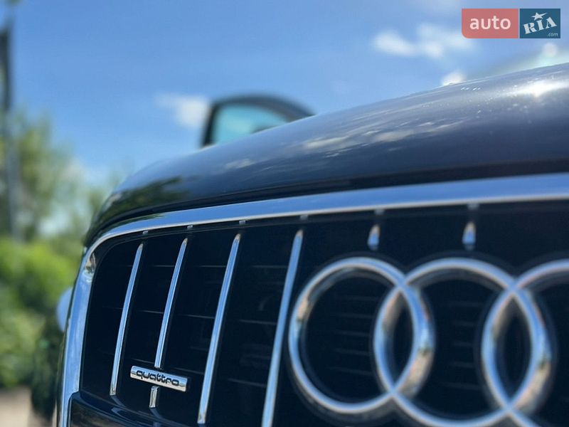 Позашляховик / Кросовер Audi Q7 2007 в Рівному