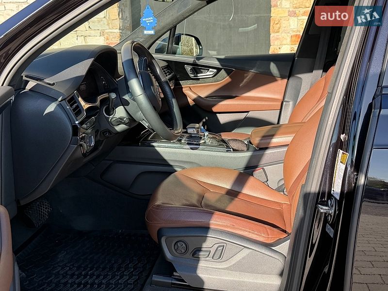Позашляховик / Кросовер Audi Q7 2018 в Києві
