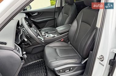 Внедорожник / Кроссовер Audi Q7 2018 в Киеве