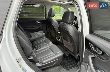 Внедорожник / Кроссовер Audi Q7 2018 в Киеве