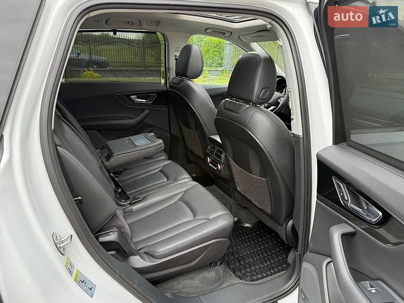 Внедорожник / Кроссовер Audi Q7 2018 в Киеве