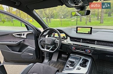 Внедорожник / Кроссовер Audi Q7 2015 в Киеве