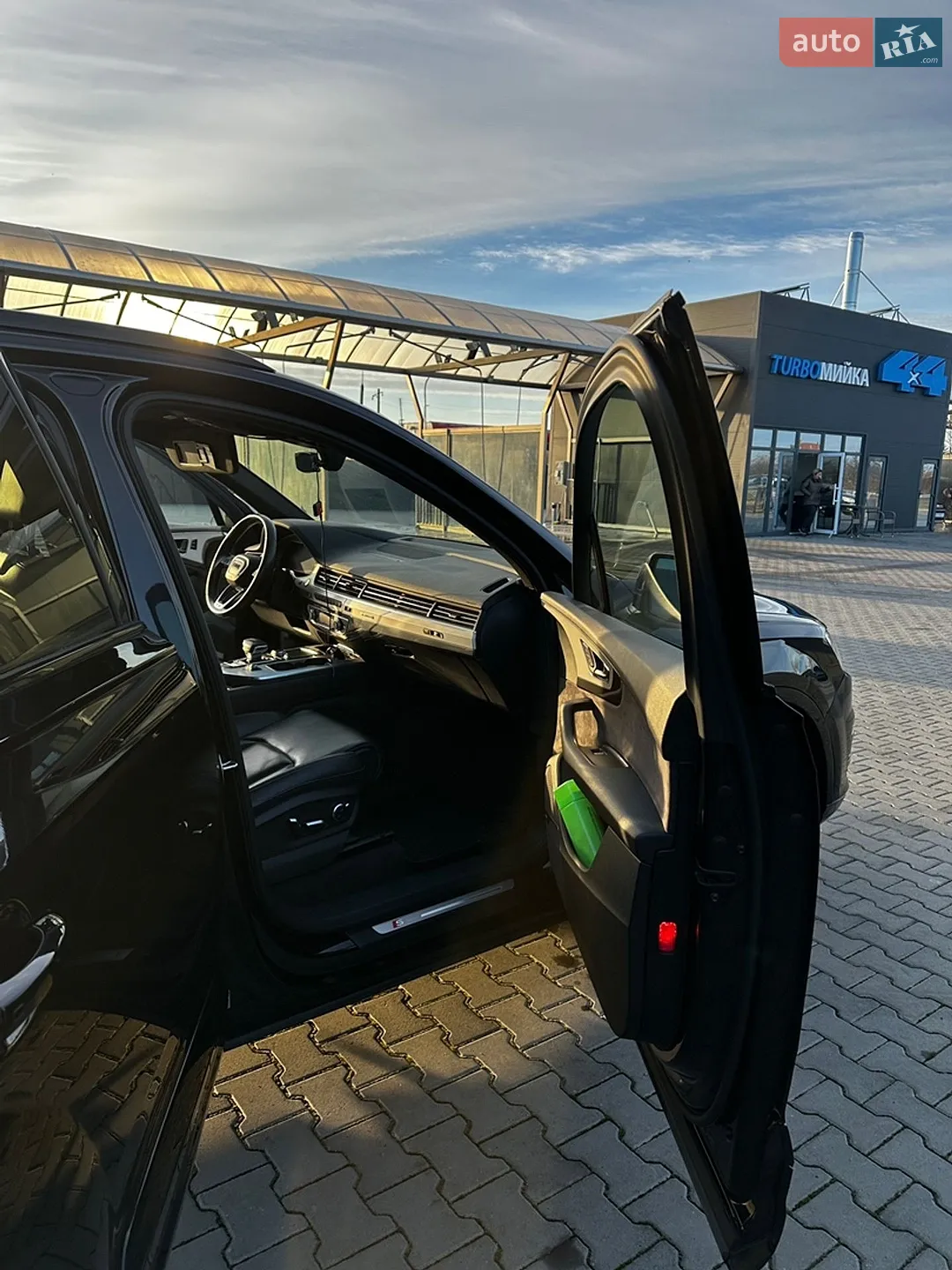 2017 Audi Q7 - мініатюра 9