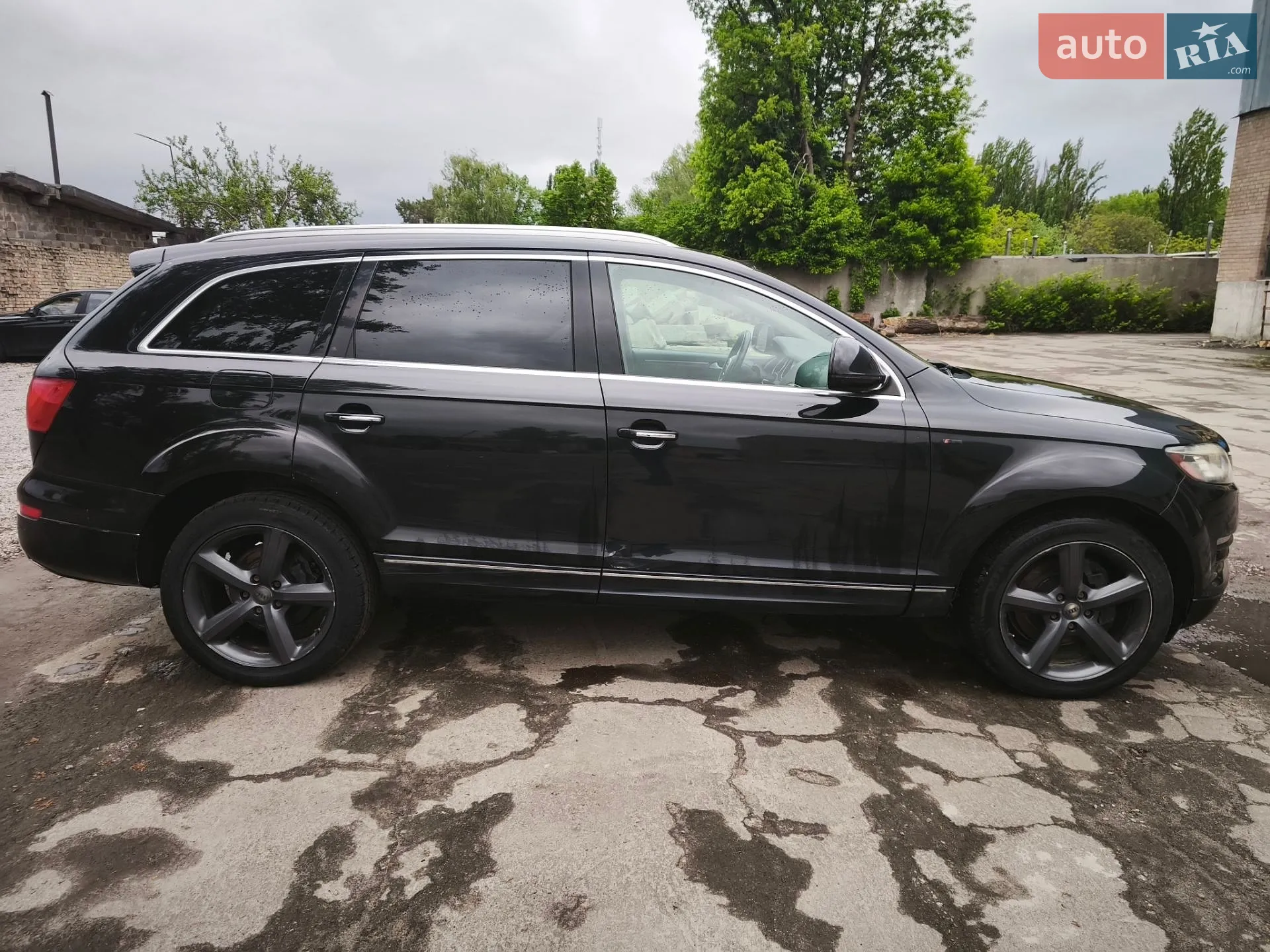 2010 Audi Q7 - мініатюра 2
