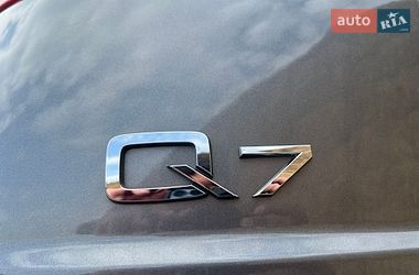 Позашляховик / Кросовер Audi Q7 2017 в Ковелі