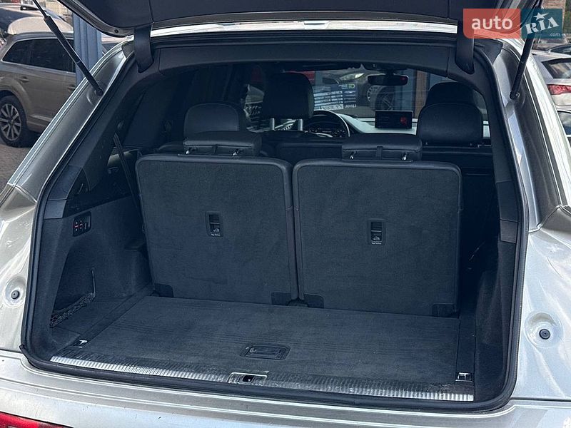 Внедорожник / Кроссовер Audi Q7 2016 в Львове