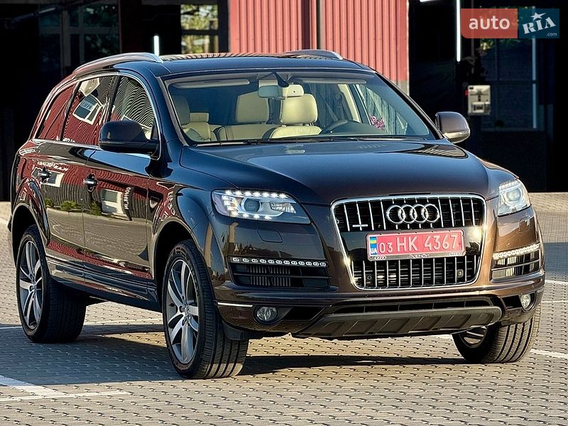 Внедорожник / Кроссовер Audi Q7 2012 в Дубно