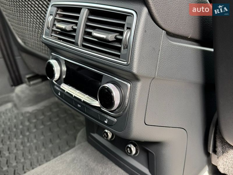 Внедорожник / Кроссовер Audi Q7 2019 в Киеве