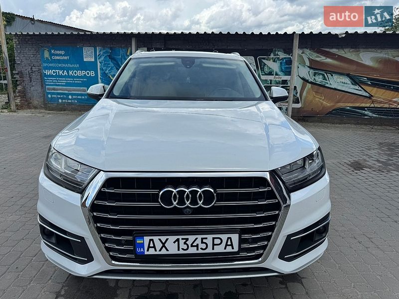 Позашляховик / Кросовер Audi Q7 2016 в Дніпрі