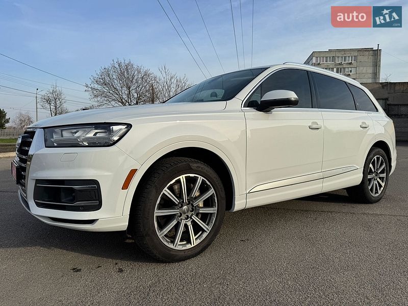 Позашляховик / Кросовер Audi Q7 2016 в Дніпрі