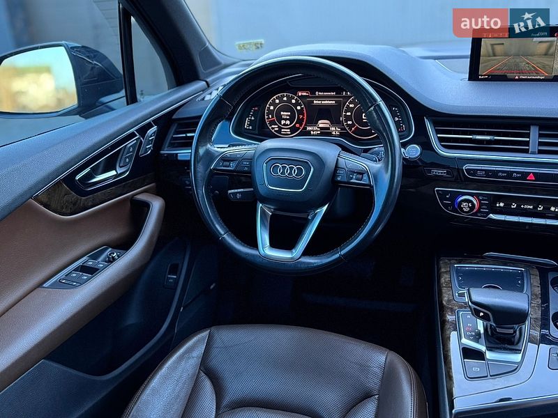 Позашляховик / Кросовер Audi Q7 2016 в Сарнах