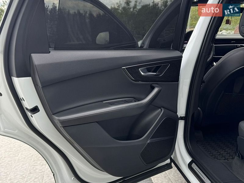 Внедорожник / Кроссовер Audi Q7 2020 в Львове фото 20 Внедорожник / Кроссовер Audi Q7 2020 в Львове