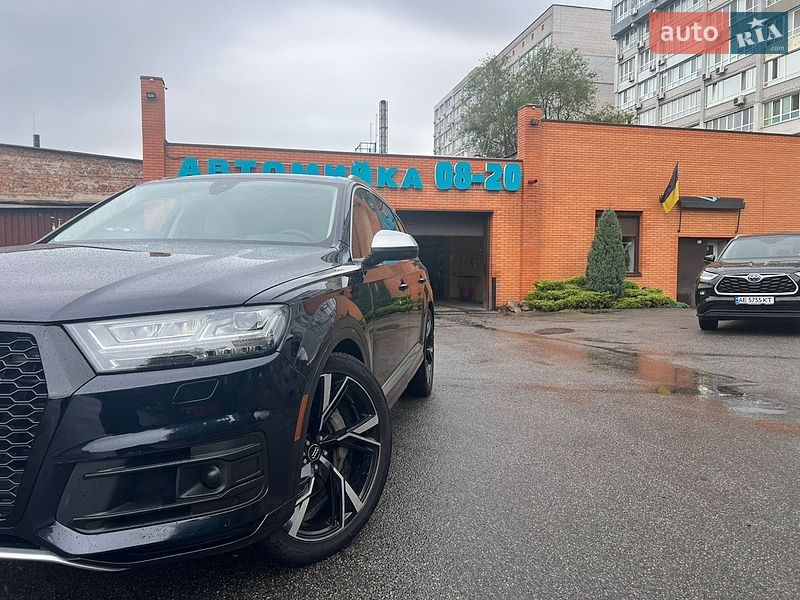 Внедорожник / Кроссовер Audi Q7 2017 в Днепре