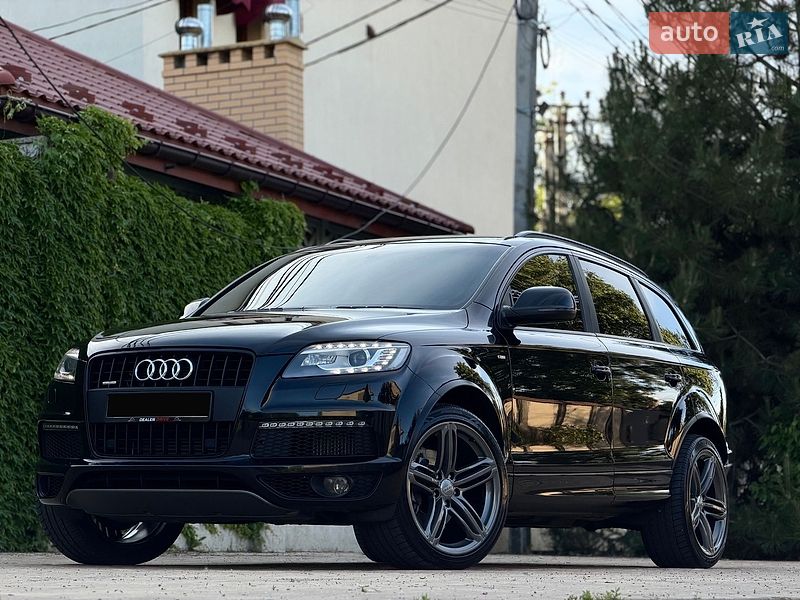 Внедорожник / Кроссовер Audi Q7 2013 в Одессе