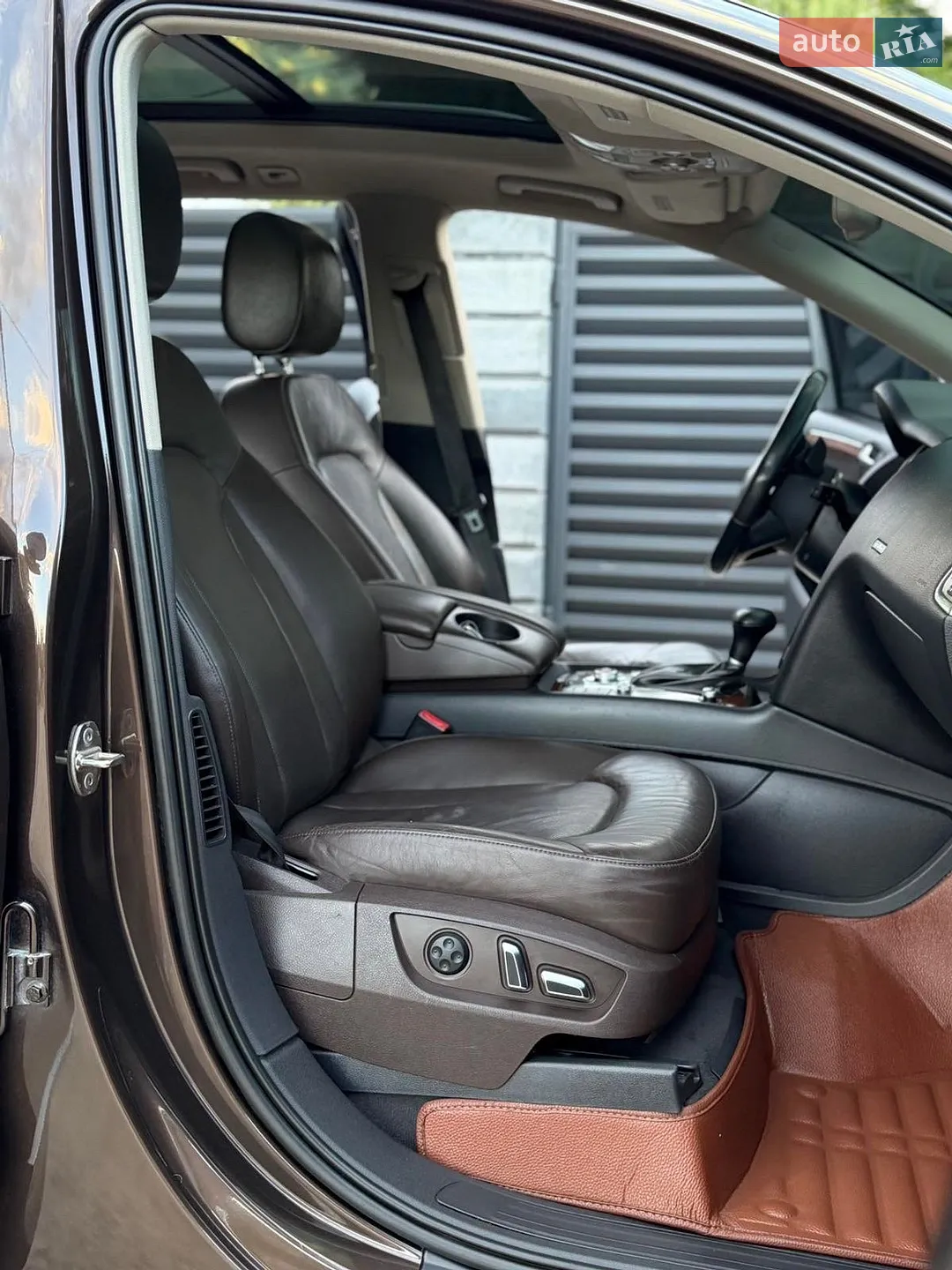 2010 Audi Q7 - мініатюра 28