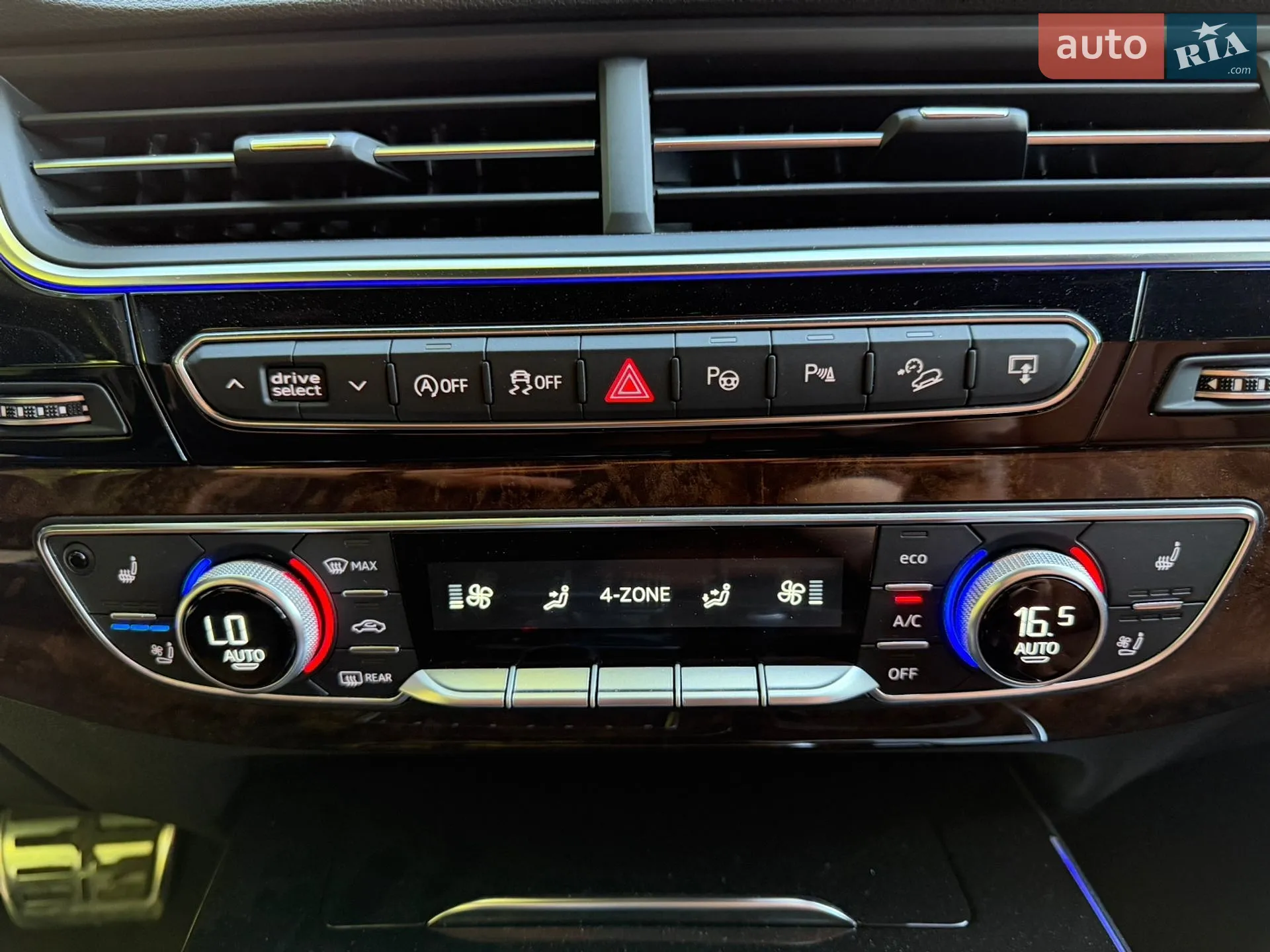 2017 Audi Q7 - мініатюра 27