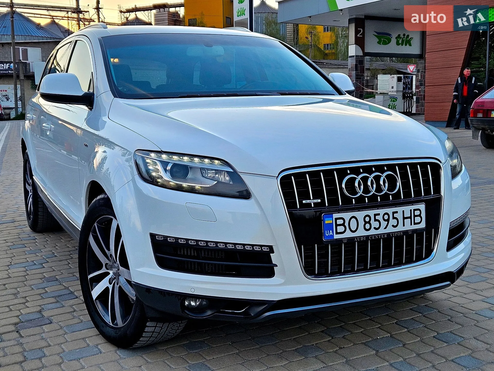 2011 Audi Q7 - мініатюра 11