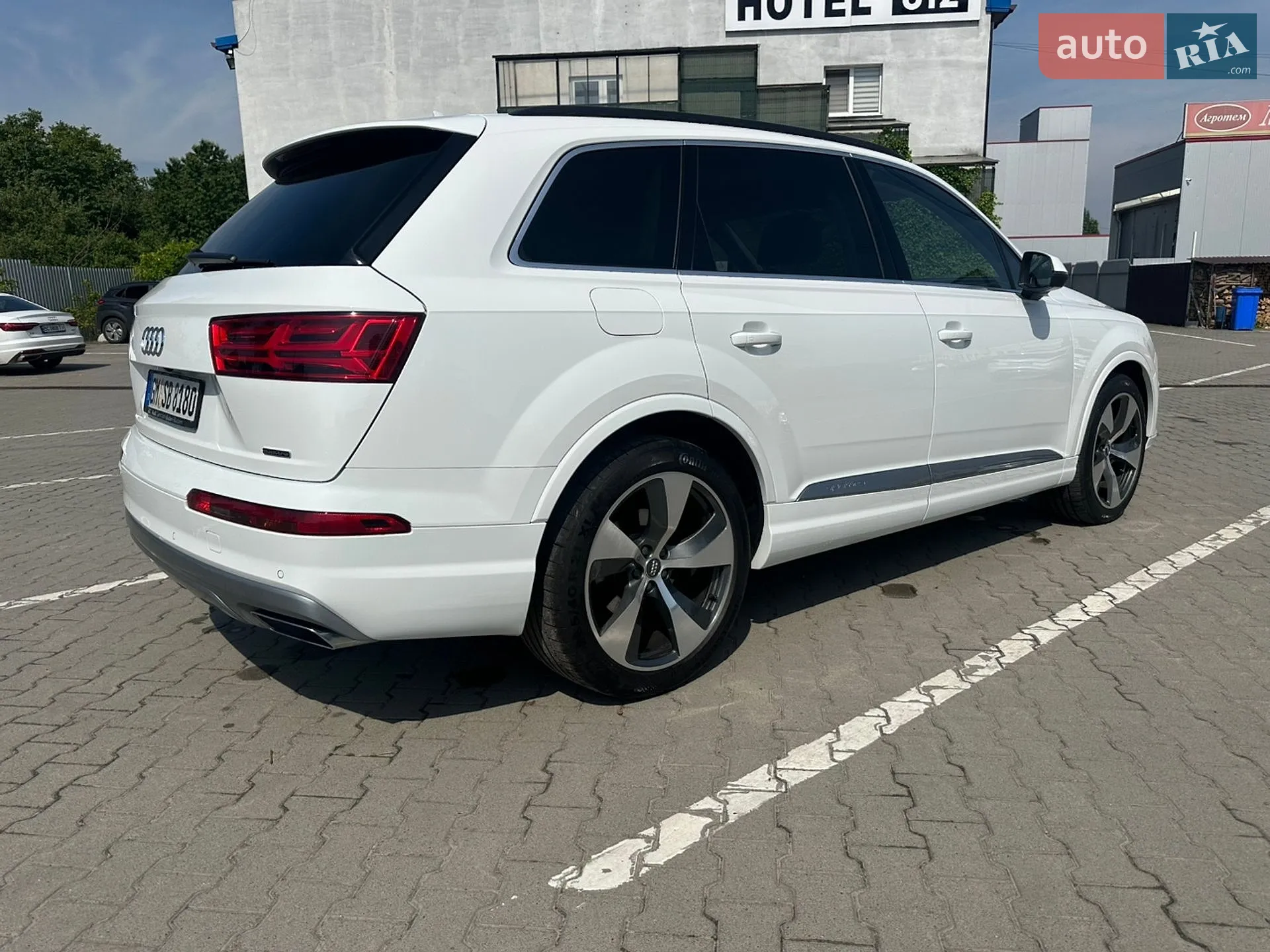 2015 Audi Q7 - мініатюра 12