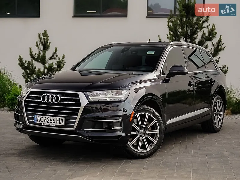 Audi Q7 2016 VIN WA1LAAF73HD031522 фото оголошення 31 з 71