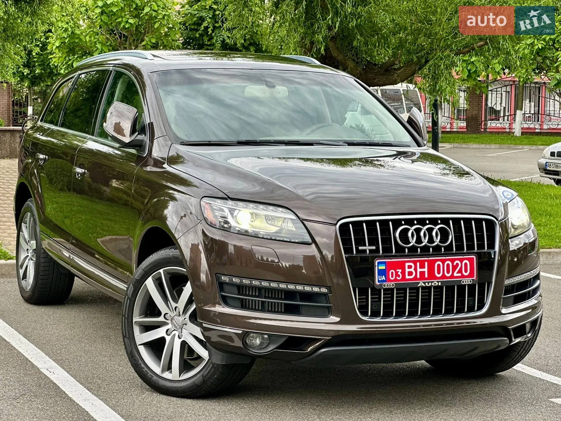2013 Audi Q7 - мініатюра 2