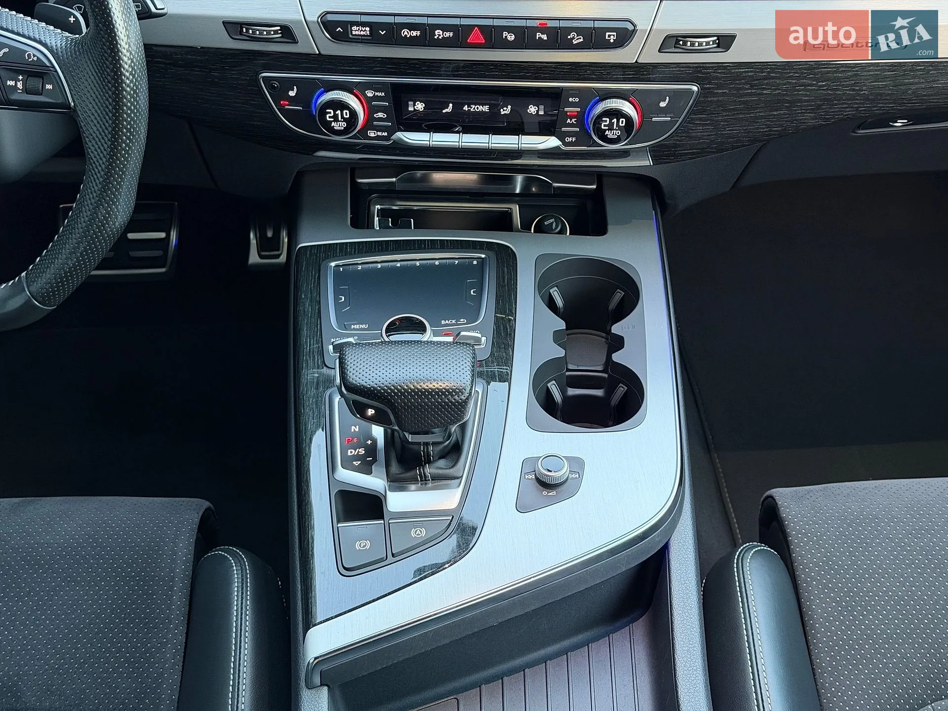 2017 Audi Q7 - мініатюра 31