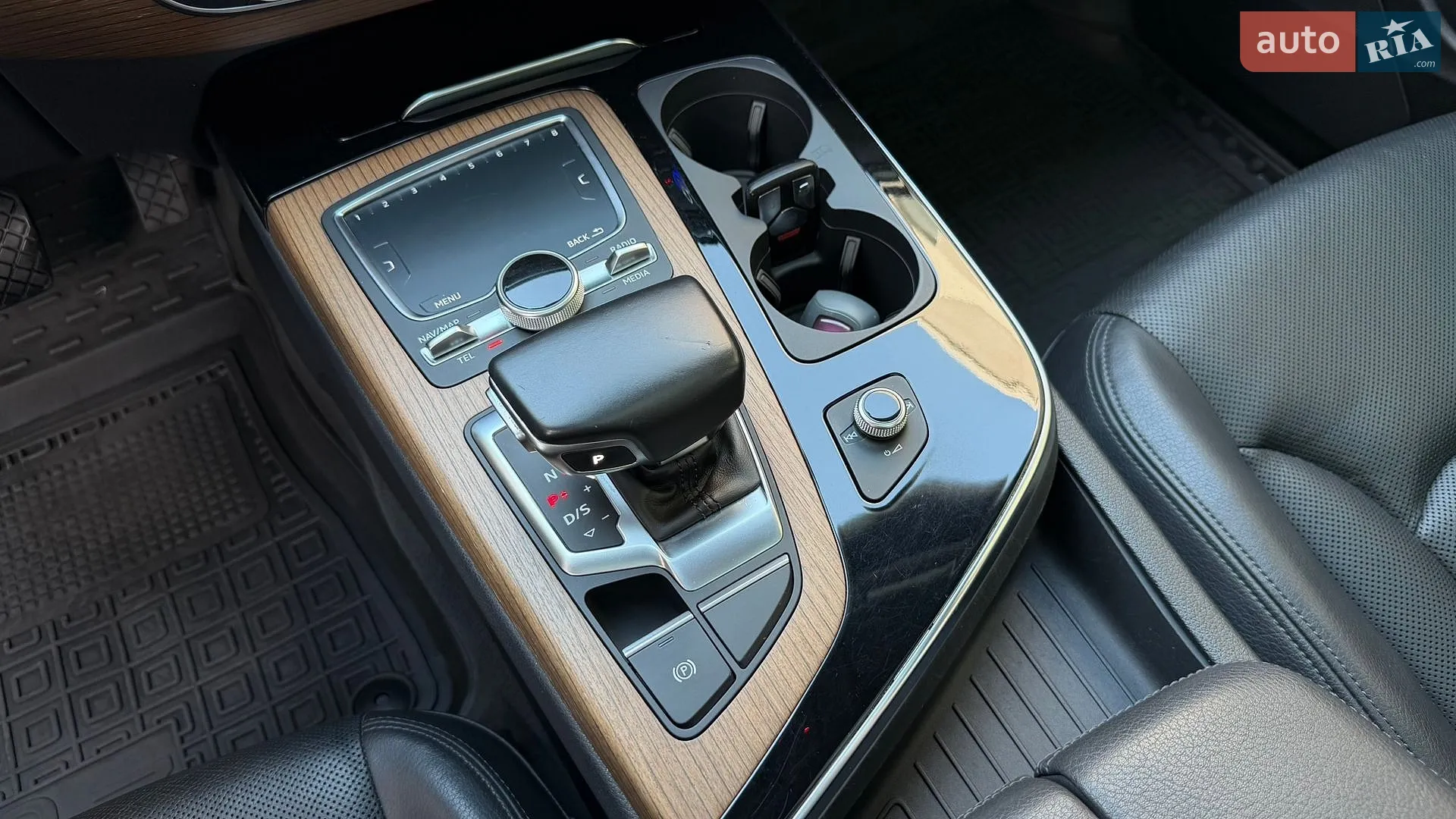 2017 Audi Q7 - мініатюра 23