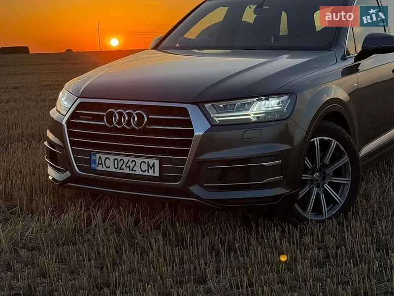 Audi Q7 2016 VIN WA1LAAF73HD031522 фото оголошення 27 з 71