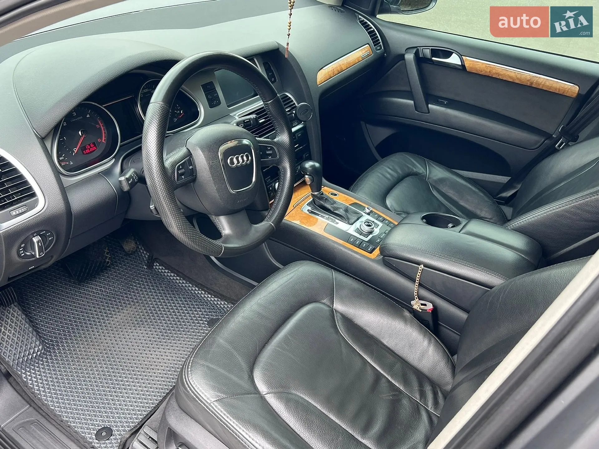 2010 Audi Q7 - мініатюра 13