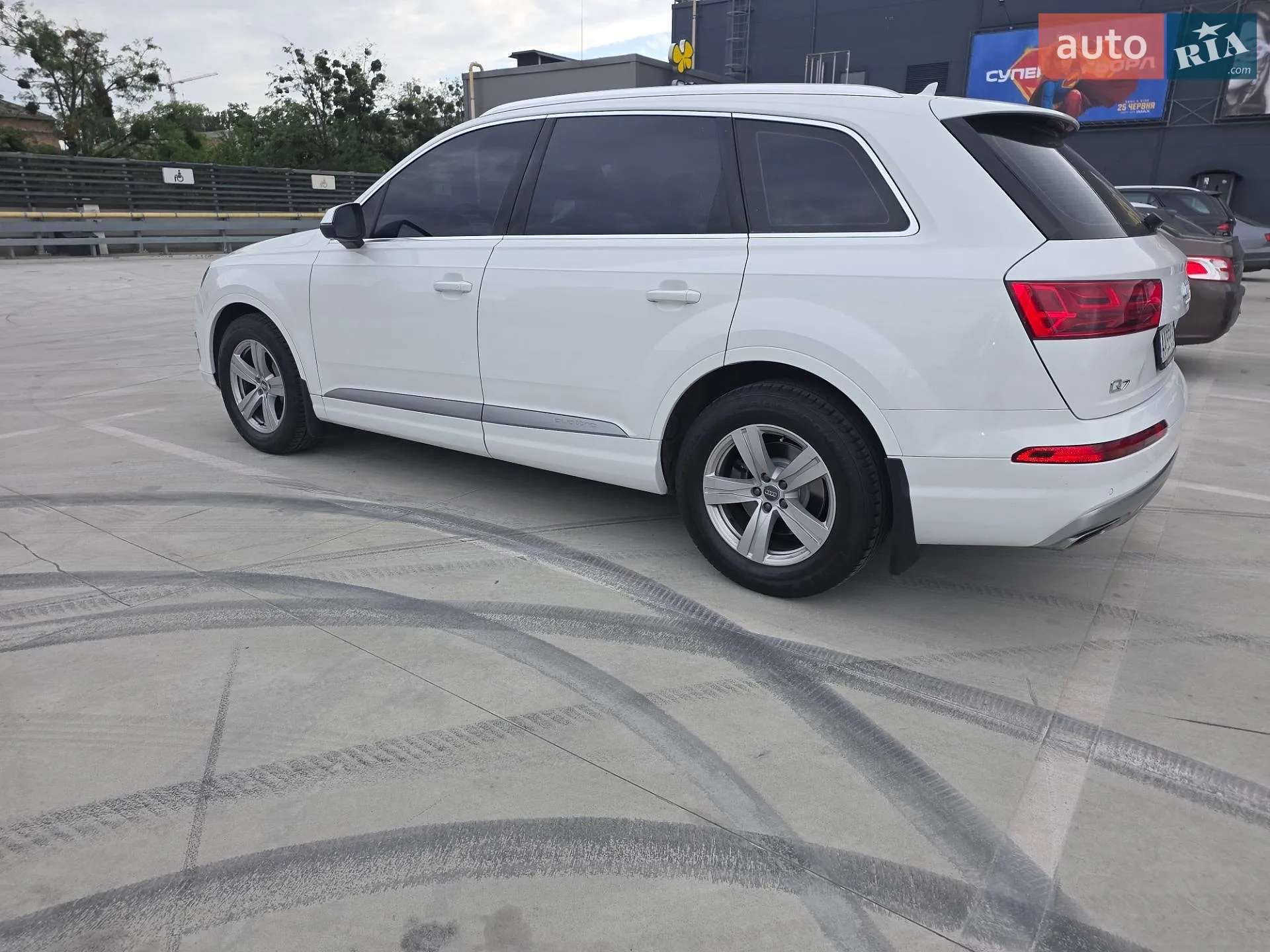 2017 Audi Q7 - мініатюра 12