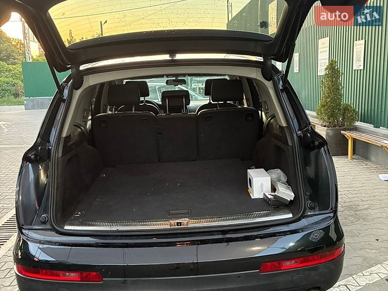 Внедорожник / Кроссовер Audi Q7 2007 в Черновцах
