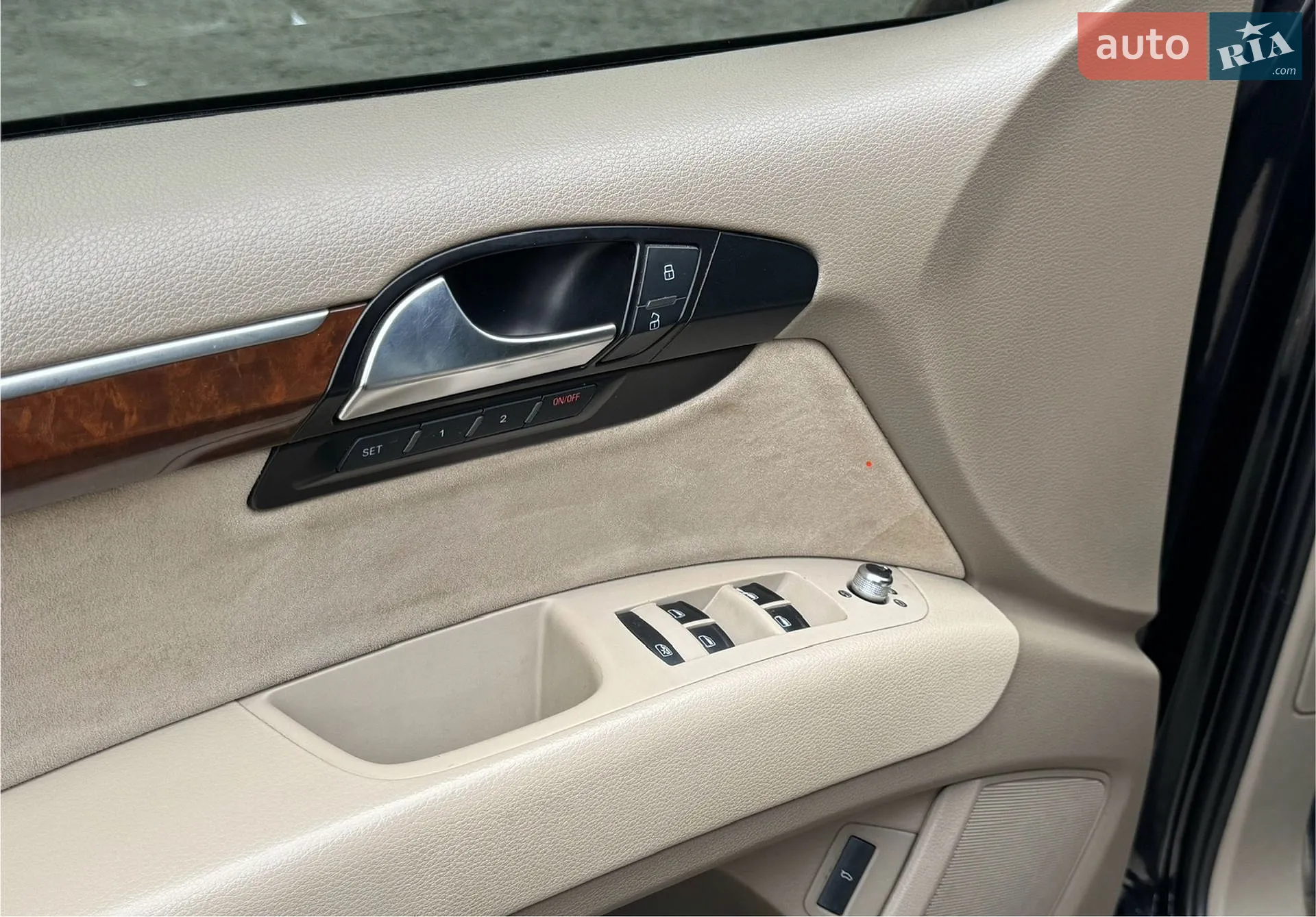 2010 Audi Q7 - мініатюра 14