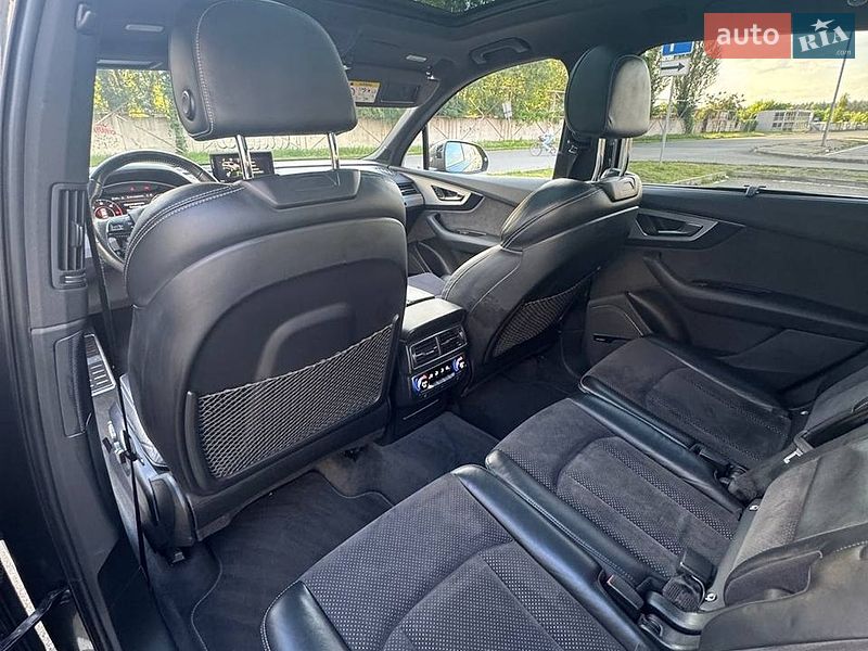 Позашляховик / Кросовер Audi Q7 2016 в Києві фото 10 Позашляховик / Кросовер Audi Q7 2016 в Києві